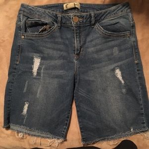 Democracy Jean Shorts Size 10